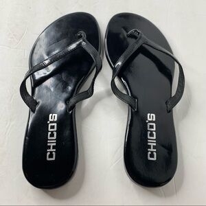 Chico’s Black Patent Thong Sandals Size 6 Great for Swimsuit Beach or Pool Shoes